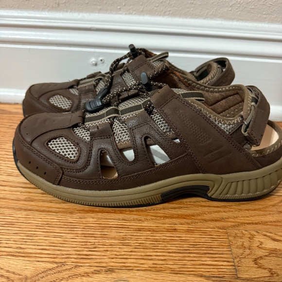 Bio Fit Sandal - Picture 2 of 4